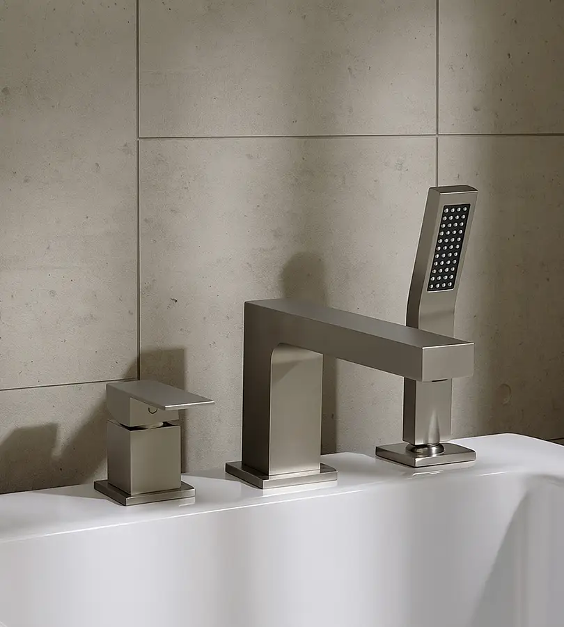 photo Mitigeur bain douche sur table Plaza PVD gun metal